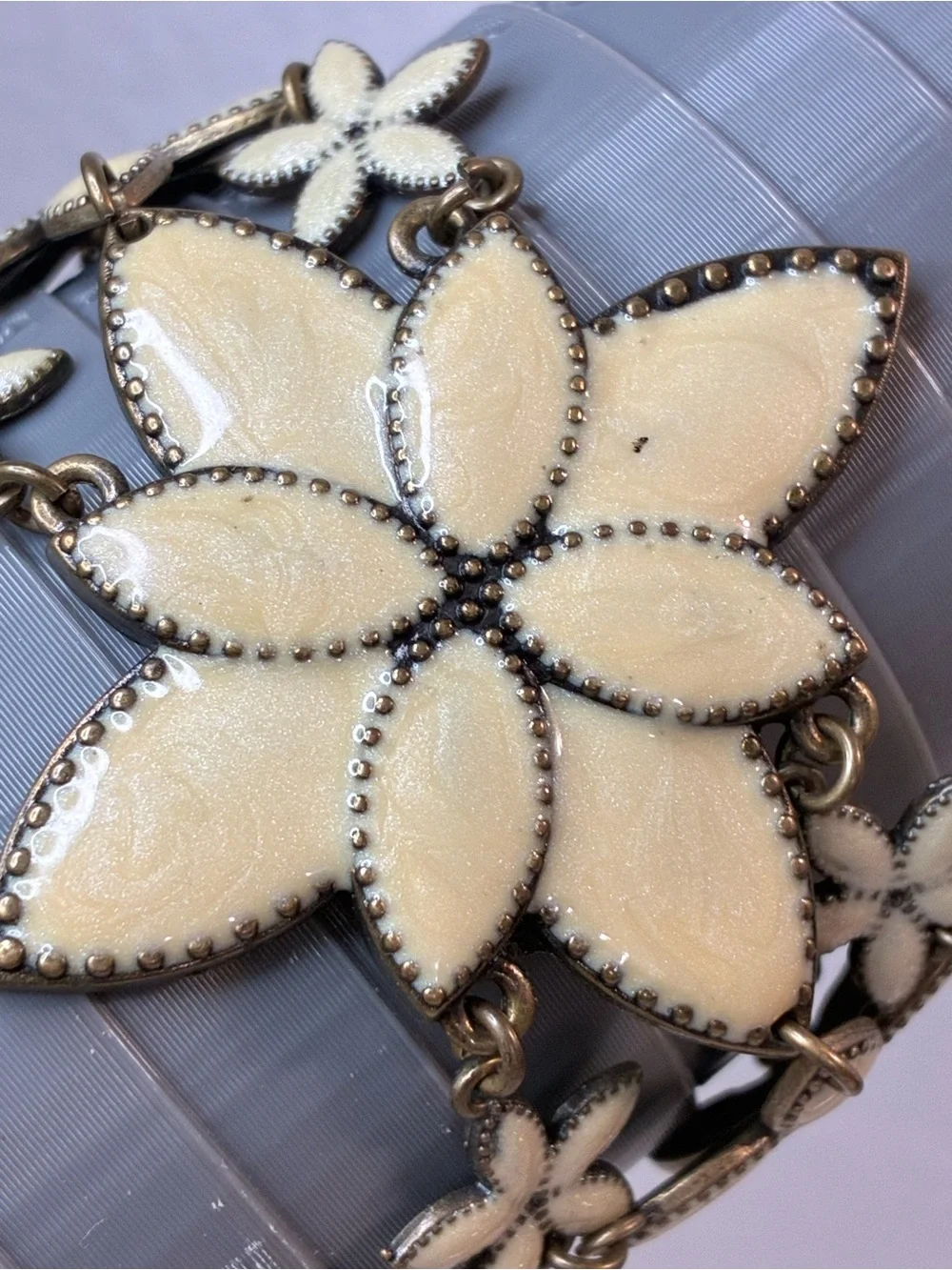 Cream Gold Metallic Enamel Floral Statement Bracelet Lightweight Boho Casual